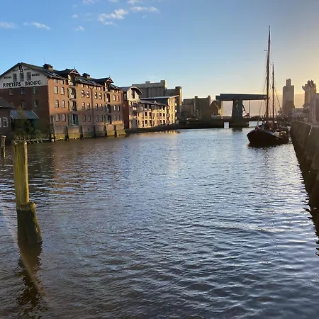 Simmerdeis Am Hafen 公寓 胡苏姆