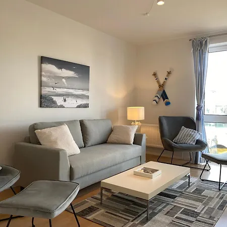 Simmerdeis Am Hafen *